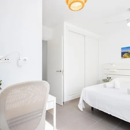 Oasis By Sunkeyrents * El Medano (Tenerife)