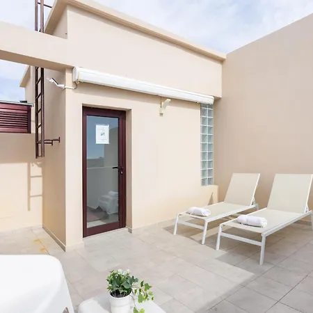 La Jaquita Terrace By Sunkeyrents